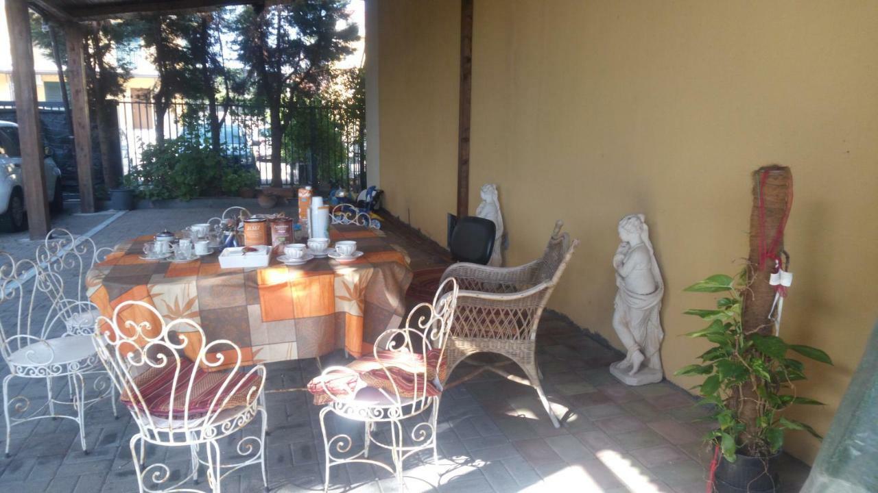 Bed & Breakfast Kalinka Bed & Breakfast Motta SantʼAnastasia Eksteriør bilde